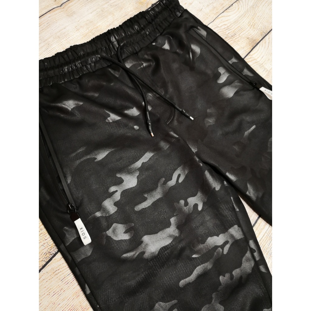 True Heritage Xios  Black Camo Joggers 2XL, NWT